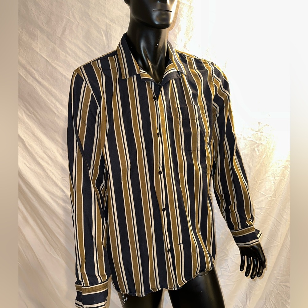 Banana Republic striped button front shirt